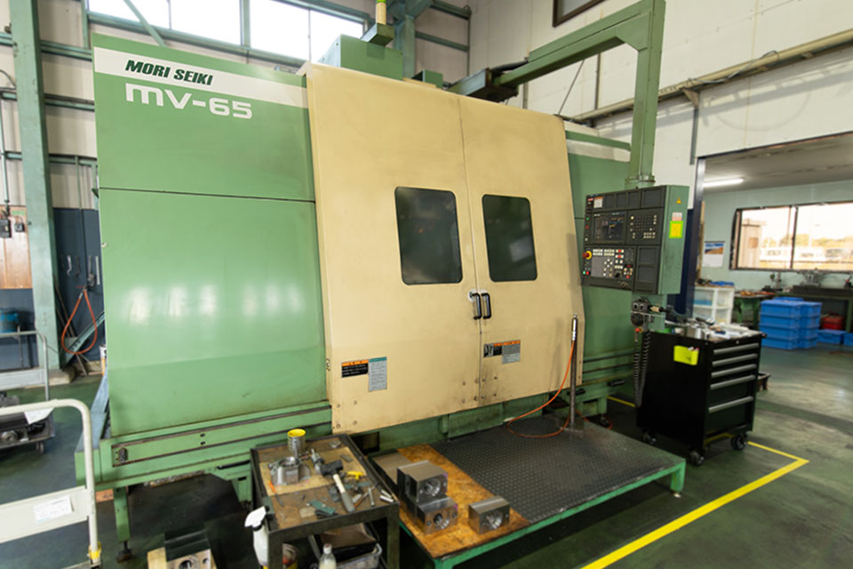 縦型マシニングセンター